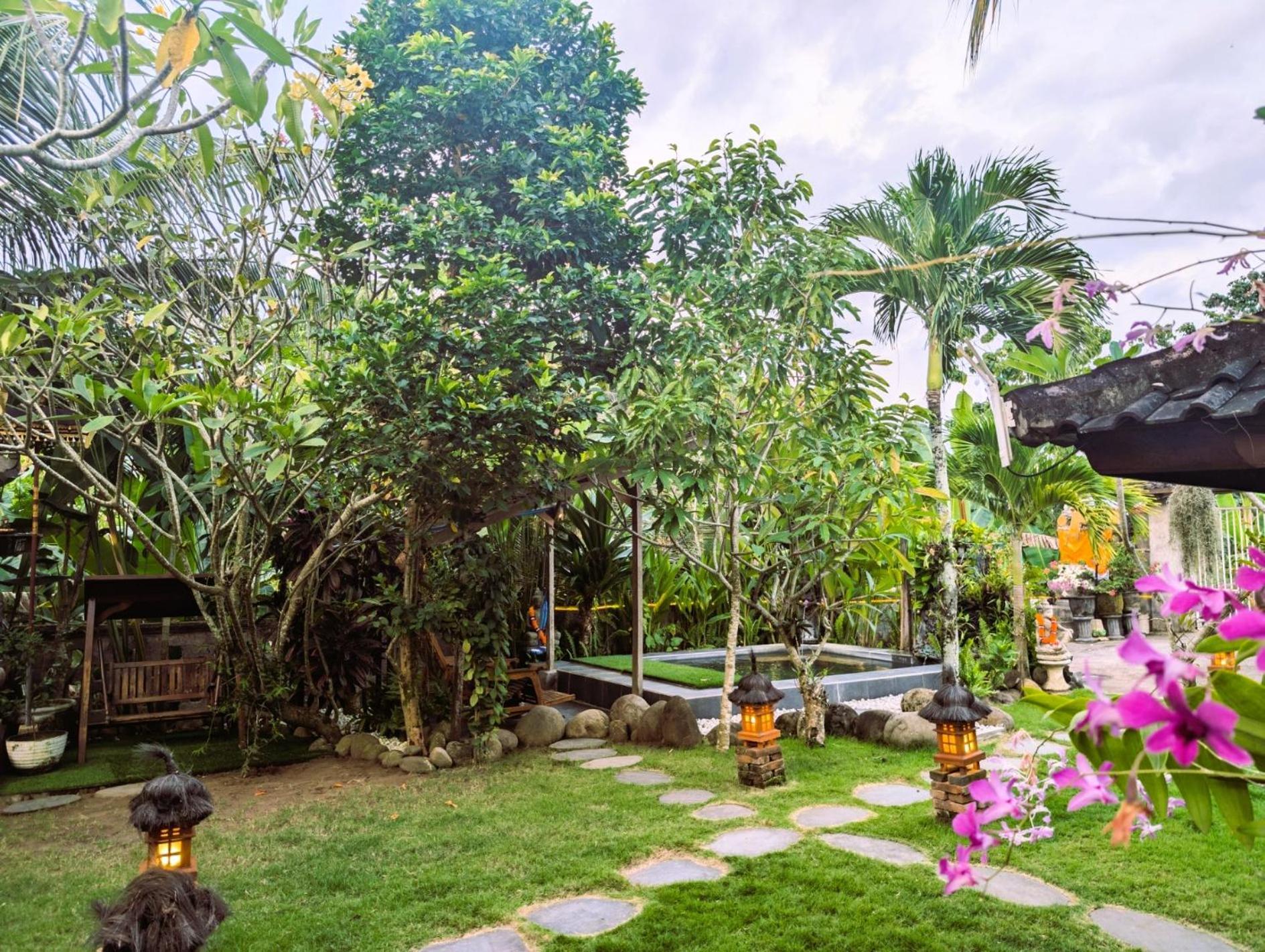 Ayumar Homestay Medewi Pulukan Buitenkant foto