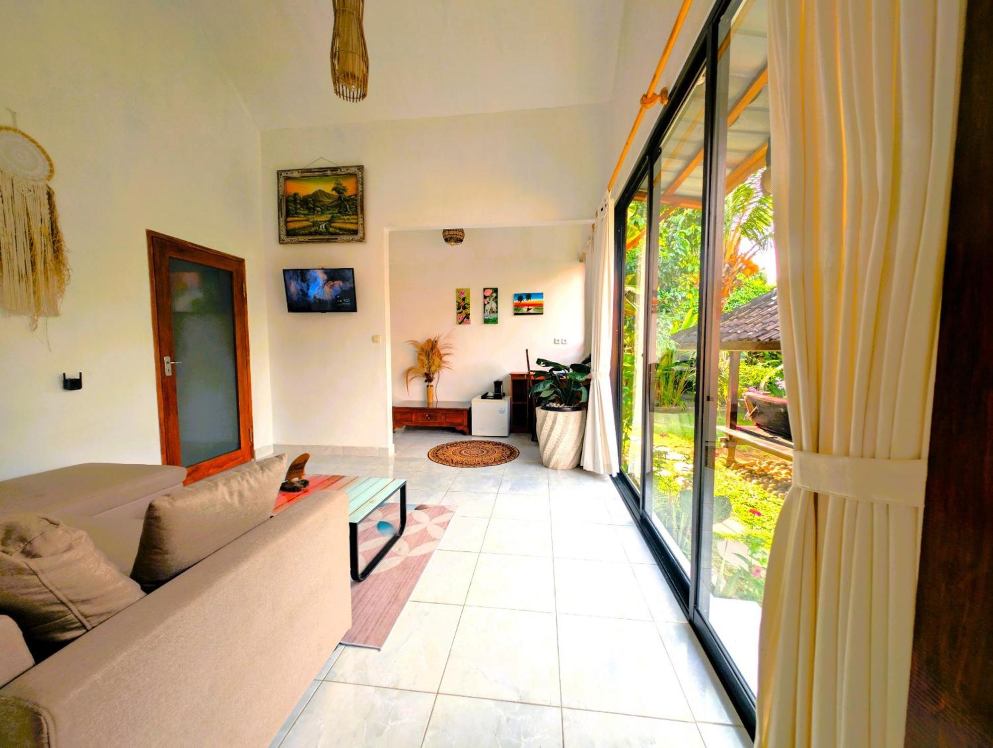Ayumar Homestay Medewi Pulukan Kamer foto